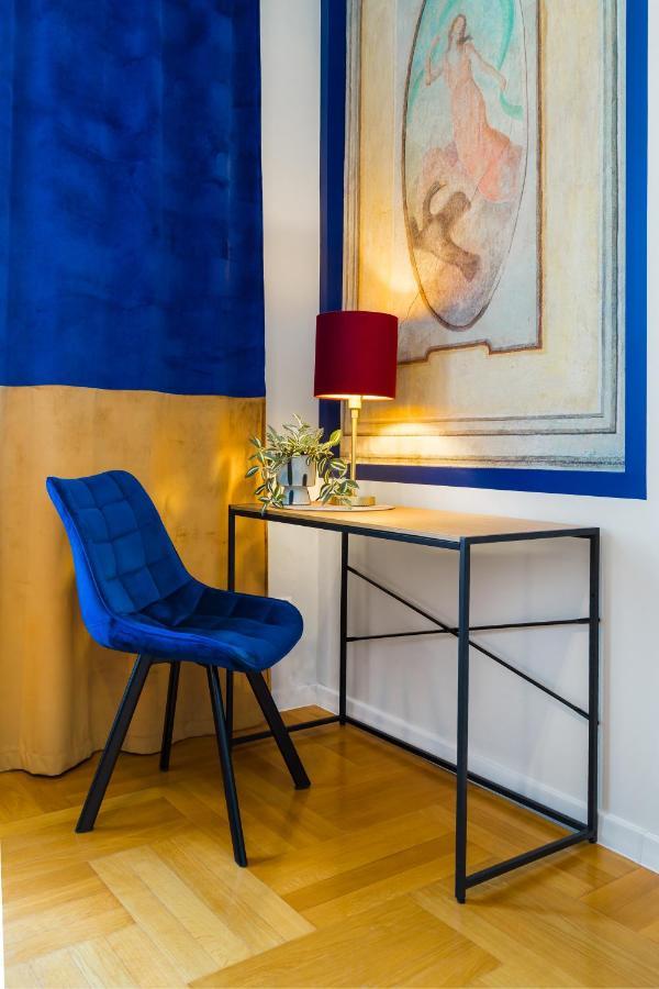 Glamorous Apartment In Heart Of Old Town Krakow Ngoại thất bức ảnh