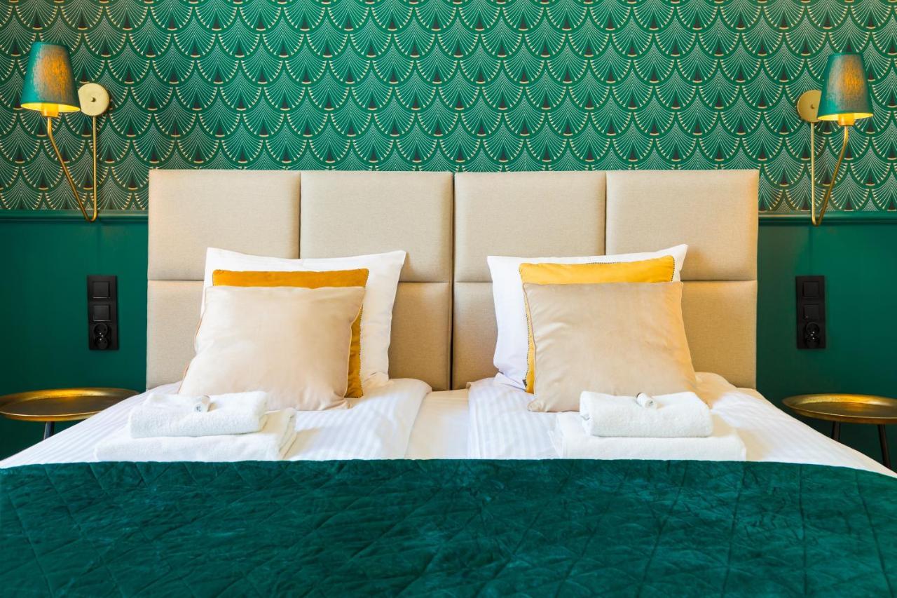 Glamorous Apartment In Heart Of Old Town Krakow Ngoại thất bức ảnh