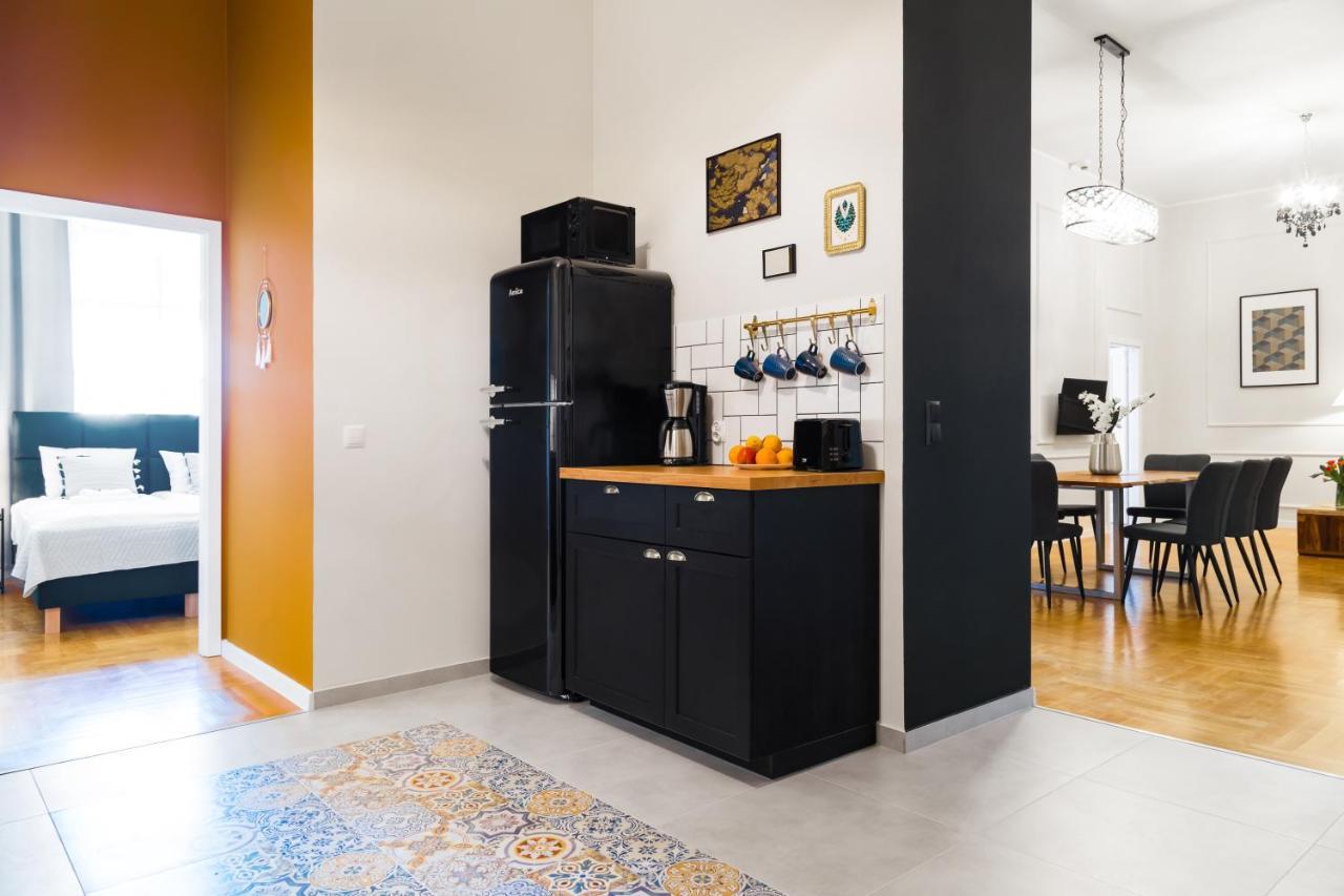 Glamorous Apartment In Heart Of Old Town Krakow Ngoại thất bức ảnh