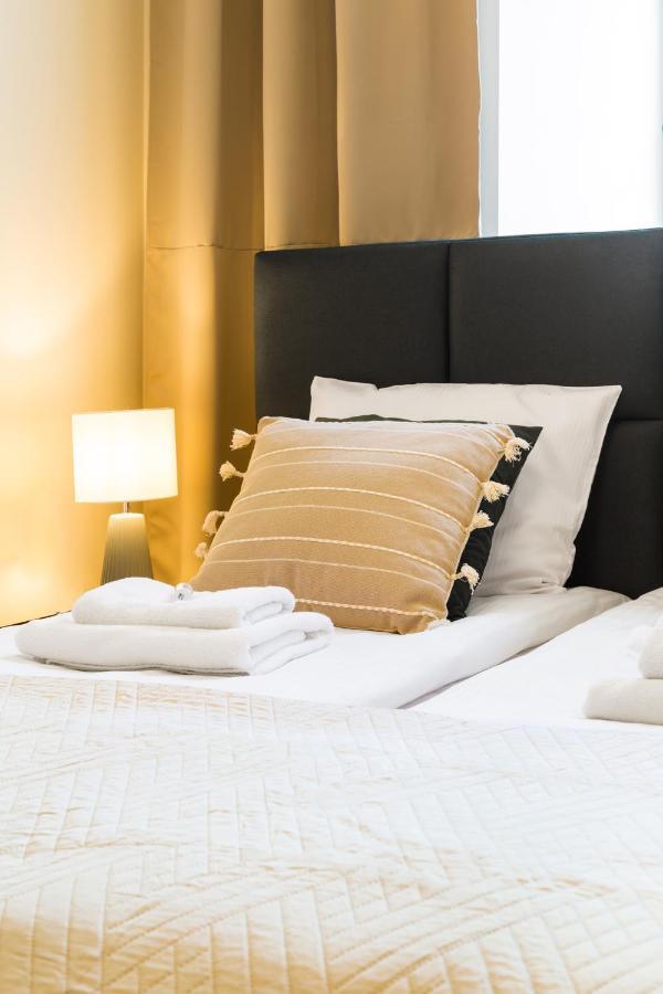 Glamorous Apartment In Heart Of Old Town Krakow Ngoại thất bức ảnh